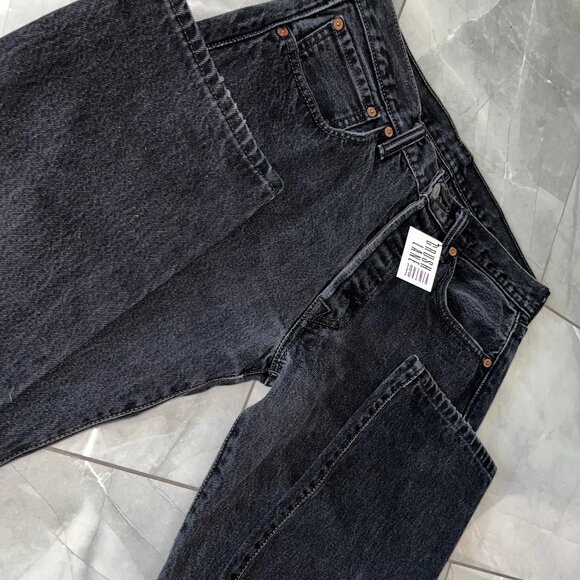 Vintage Levi Strauss Black Relaxed Button Fly Jeans 31 x 32 - Picture 1 of 9